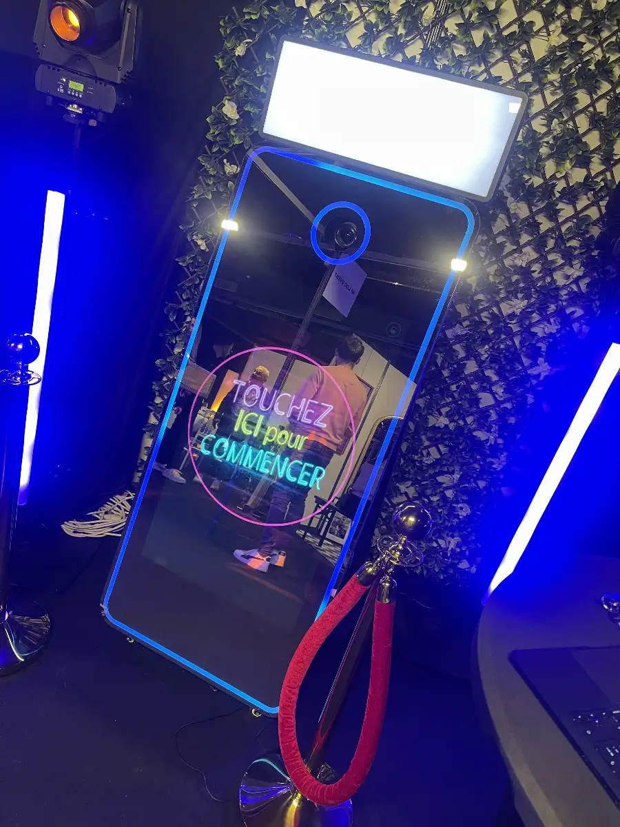 ? Le Miroir Magique Photobooth